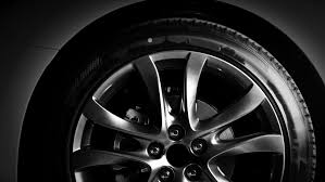 Lastik Parlatıcı Nedir? Lastik Parlatıcı Lastiğe Zarar Verir Mi?